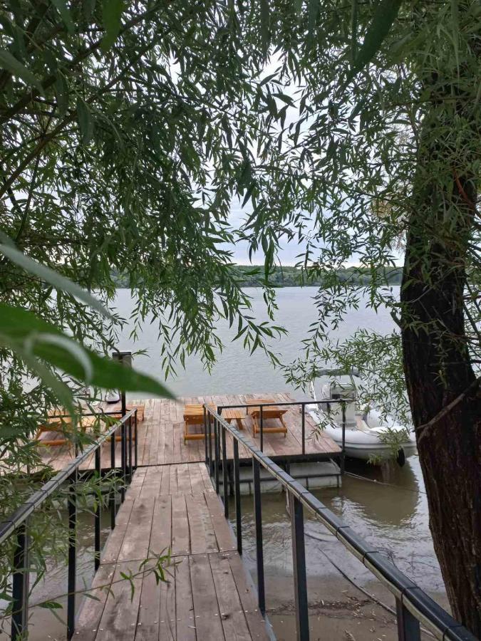 Villa Bora Kuce Na Reci Belgrado Exterior foto